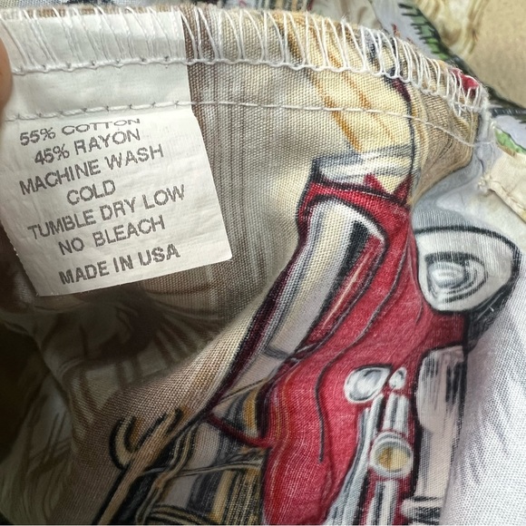 Margaritaville Hawaiian Shirt Womens Small Button Up Car Surfing Graphic USA - Picture 6 of 8